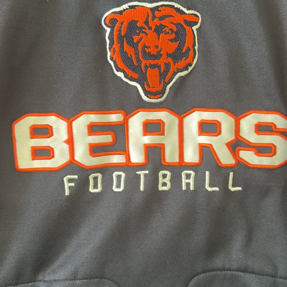 NFL Embroidered Chicago Bears Hooded Sweatshirt with pockets sz small spellout - Picture 6 of 7